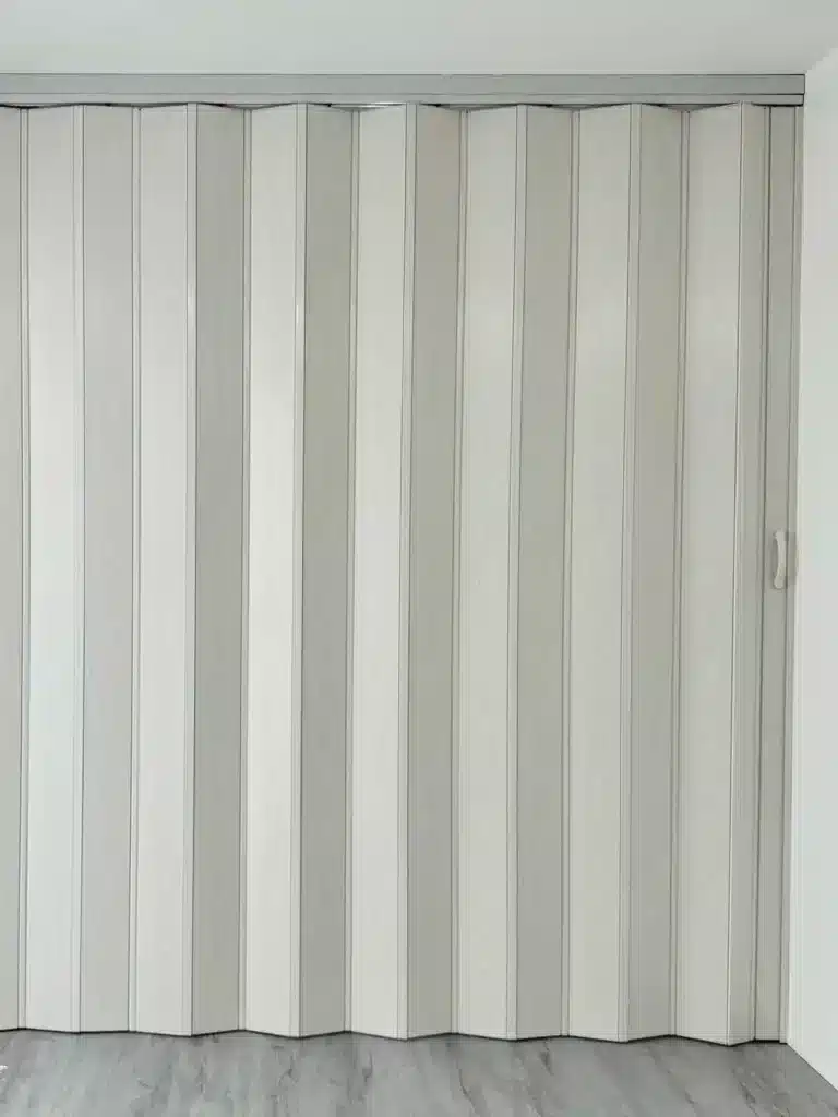 Room Divider Doors: 5 Smart Designs to Maximize Space 3 Folding and Accordion Room Dividers